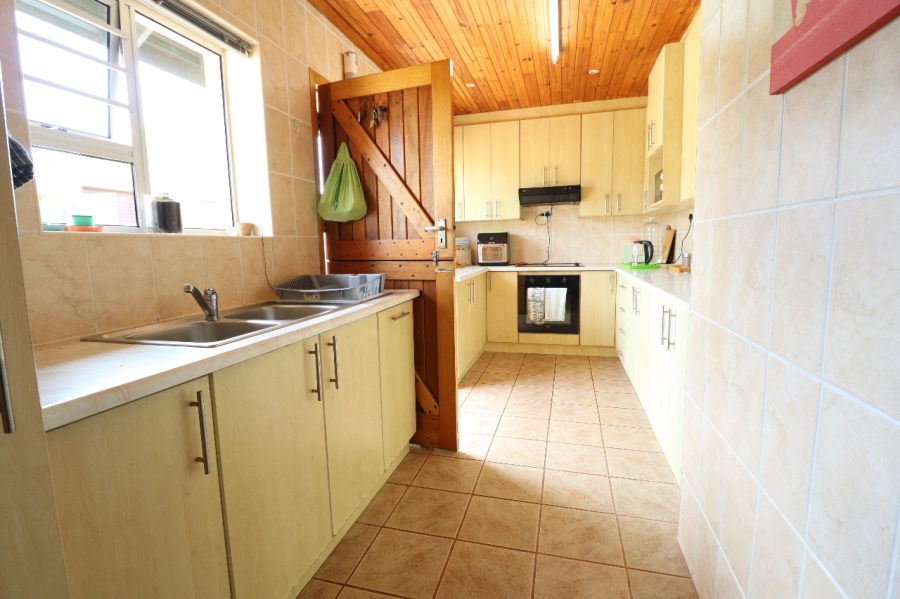 3 Bedroom Property for Sale in Kabega Park Eastern Cape